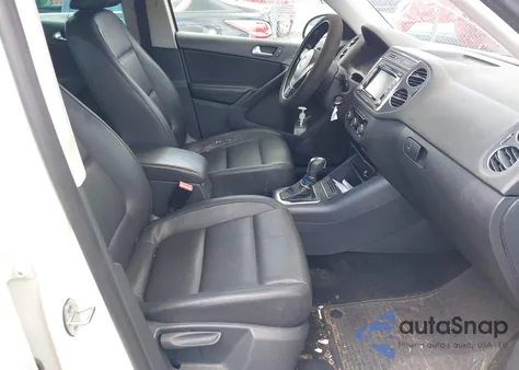 2012 Volkswagen Tiguan Se z USA, uszkodzony, nr VIN WVGAV7AX0CW566151